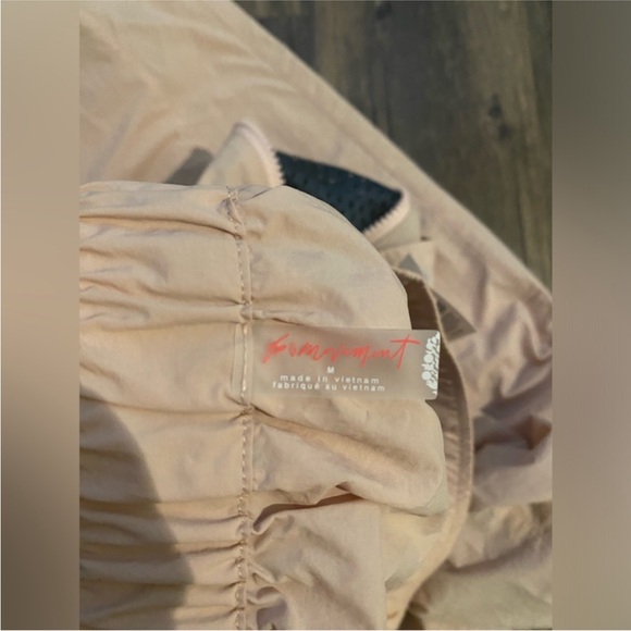 - Free people three pointer track pants worn once Women's Pants - Picture 3 of 7